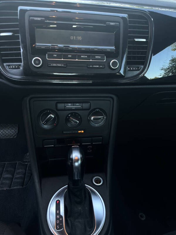 2013 Volkswagen Beetle 2.5L Entry PZEV