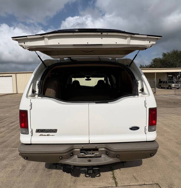2004 Ford Excursion Eddie Bauer