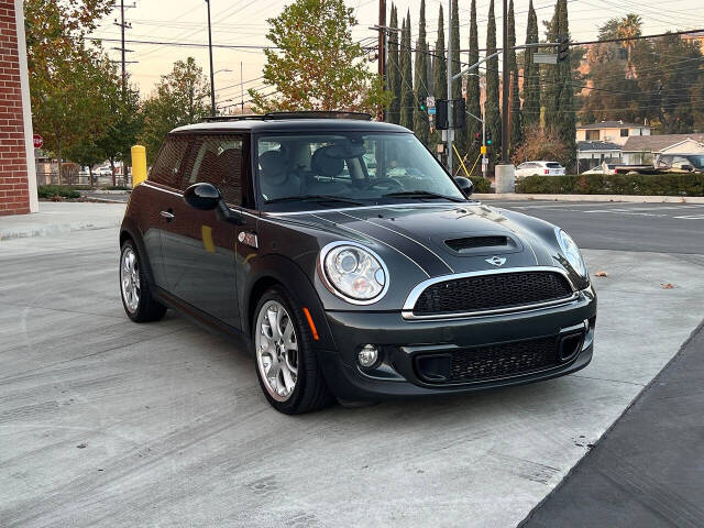 2011 MINI Cooper for sale at R&G Auto Sales in Tujunga, CA