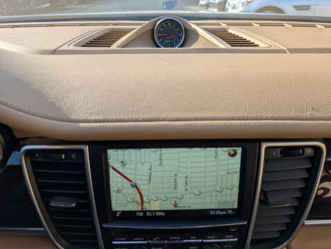 2016 Porsche Panamera S