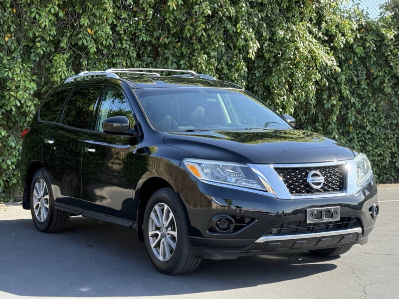 Used 2014 Nissan Pathfinder SV with VIN 5N1AR2MM7EC626679 for sale in Sacramento, CA