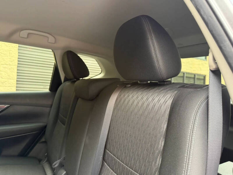 2018 Nissan Rogue