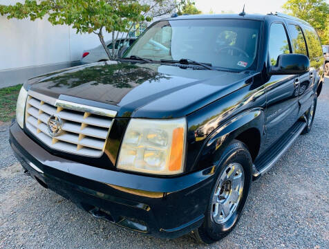 2004 Cadillac Escalade ESV for sale at Super Bee Auto in Chantilly VA