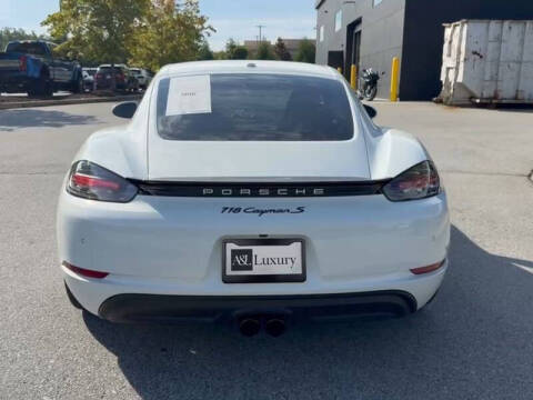 2024 Porsche 718 Cayman S