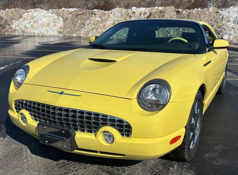 2002 Ford Thunderbird Deluxe