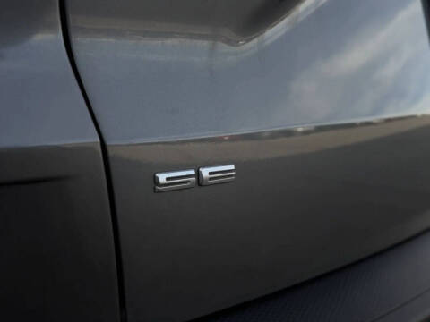 2022 Ford Escape Hybrid SE