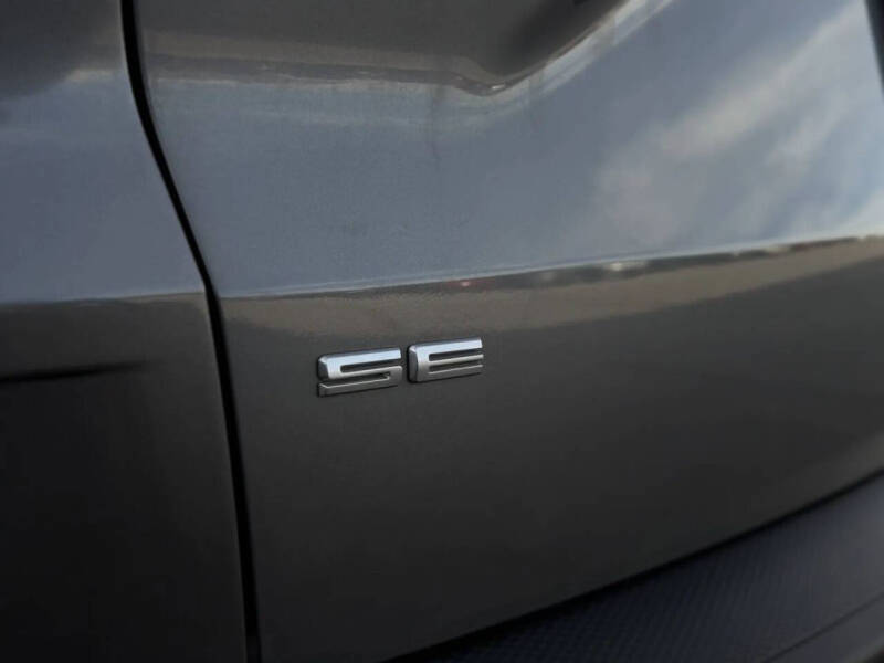 2022 Ford Escape Hybrid SE