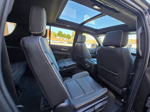 2023 GMC Yukon XL SLT