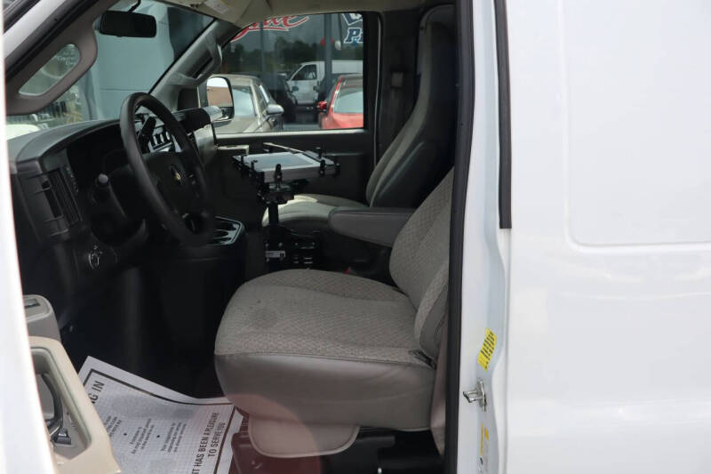 2021 Chevrolet Express 2500