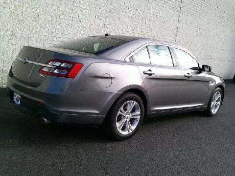 2013 Ford Taurus SEL