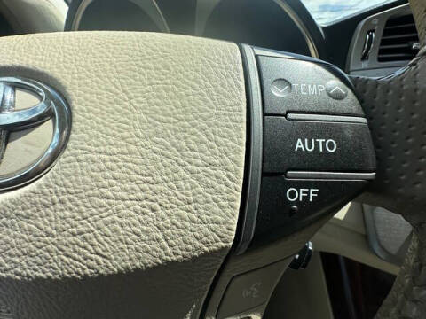 2011 Toyota Avalon Limited