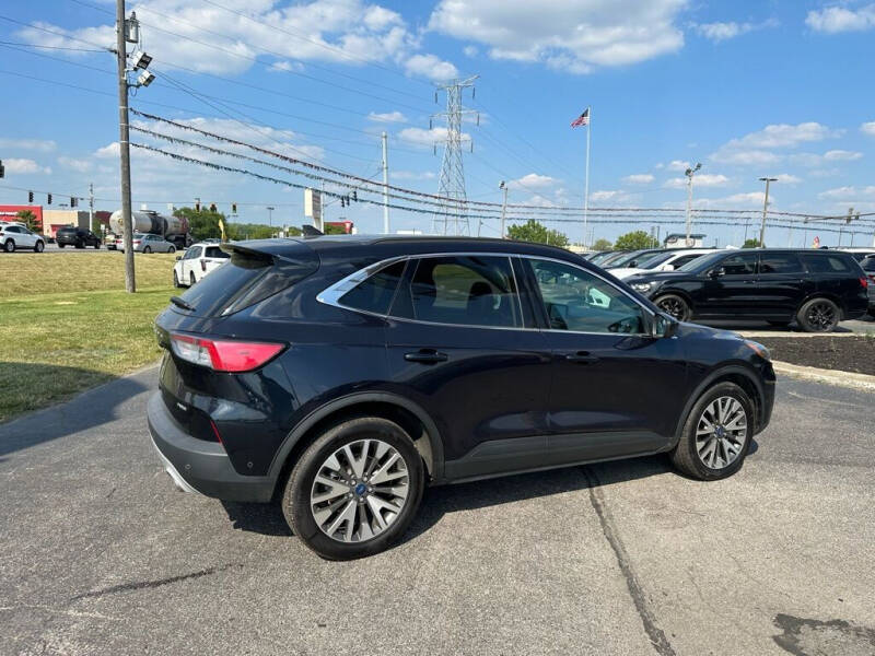 2021 Ford Escape Titanium