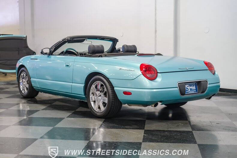 2002 Ford Thunderbird Deluxe