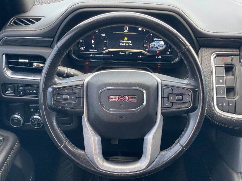 2022 GMC Yukon XL SLT