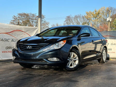 2013 Hyundai Sonata for sale at MAGIC AUTO SALES - Magic Auto Prestige in South Hackensack NJ