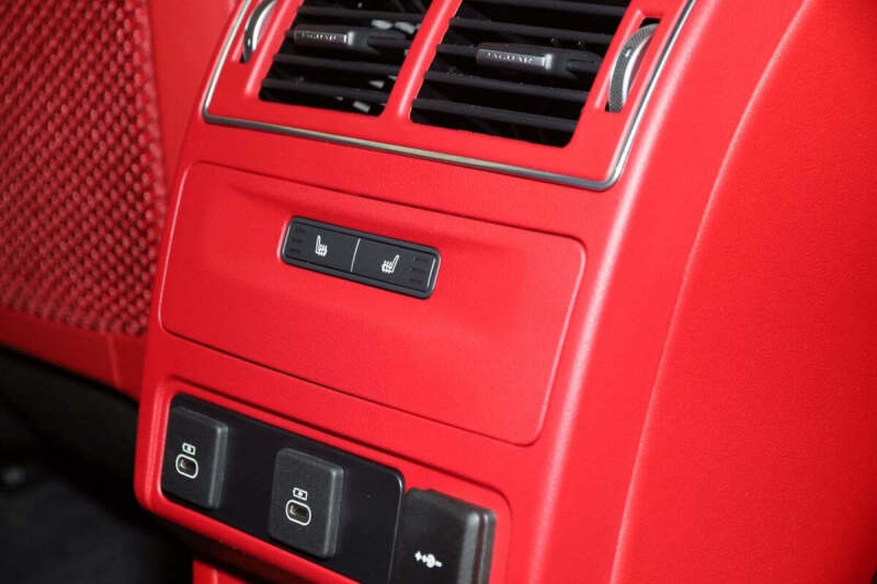 2024 Jaguar F-PACE SVR