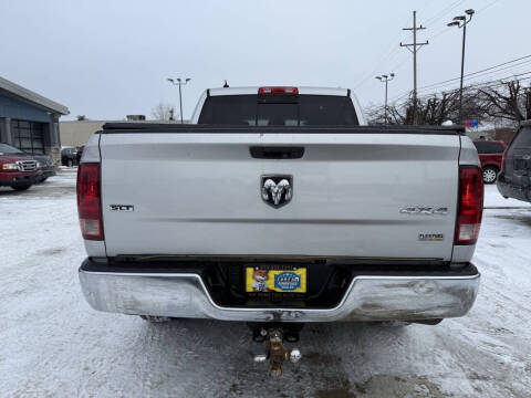 2013 RAM 1500 SLT