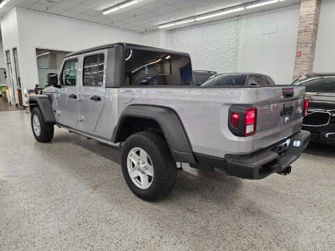 2020 Jeep Gladiator Sport
