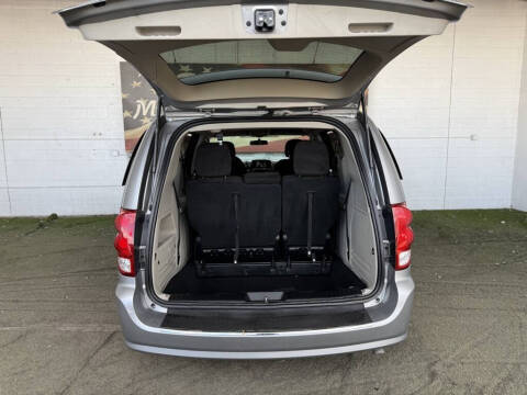 2017 Dodge Grand Caravan SE