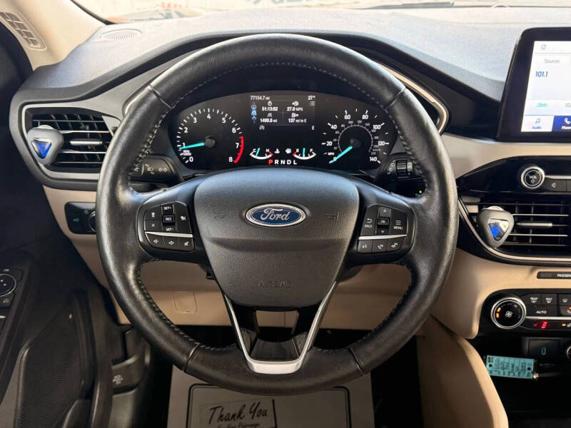 2020 Ford Escape SEL