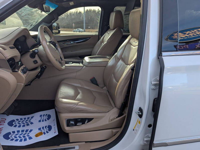 2019 Cadillac Escalade ESV Platinum