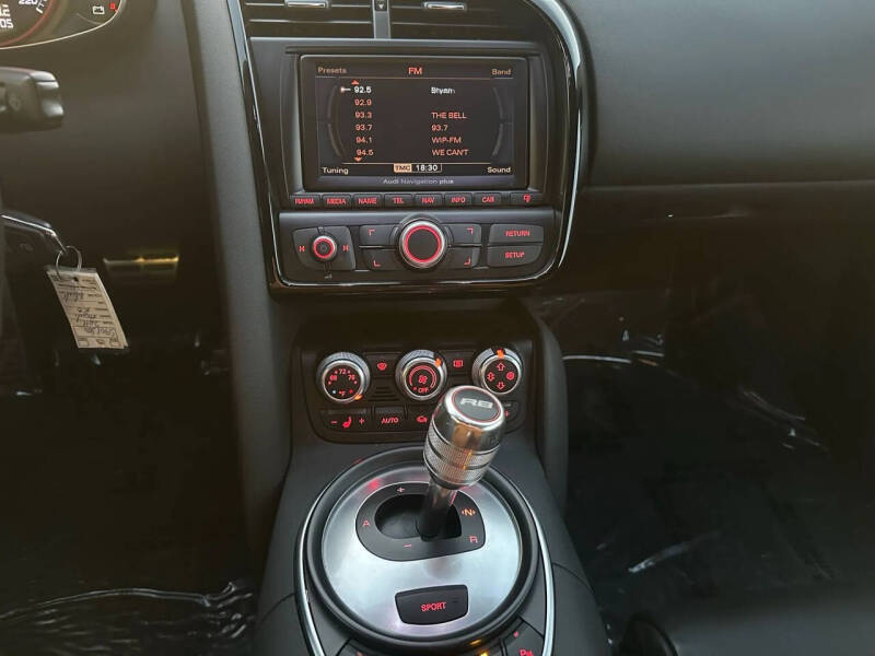 2011 Audi R8 5.2 quattro Spyder