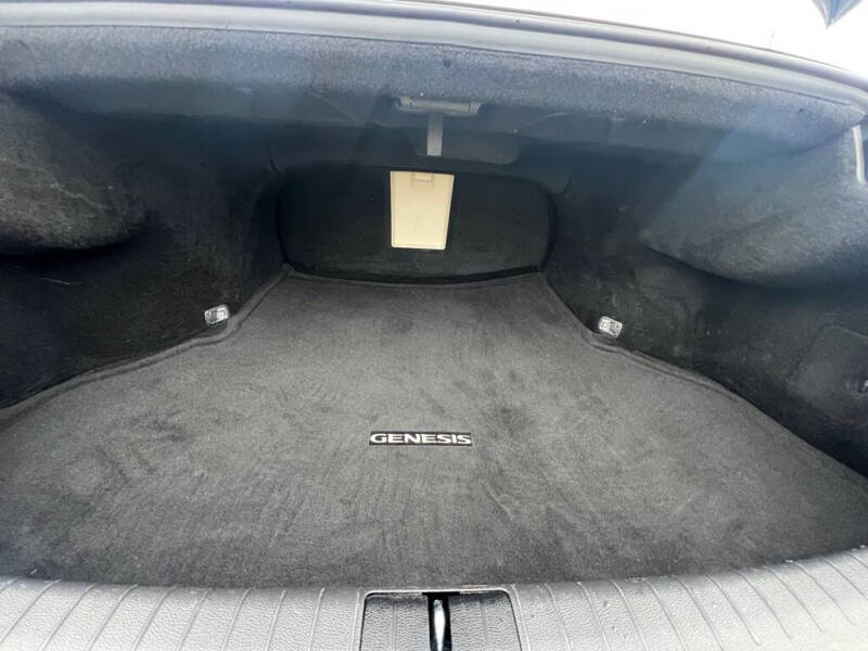 2016 Hyundai Genesis