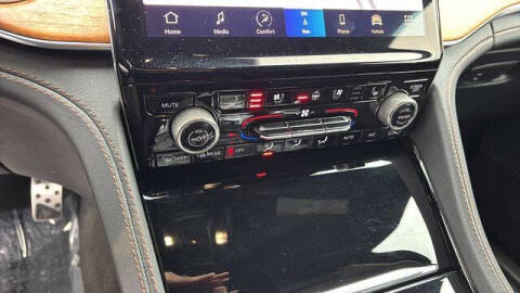 2022 Jeep Grand Cherokee Summit