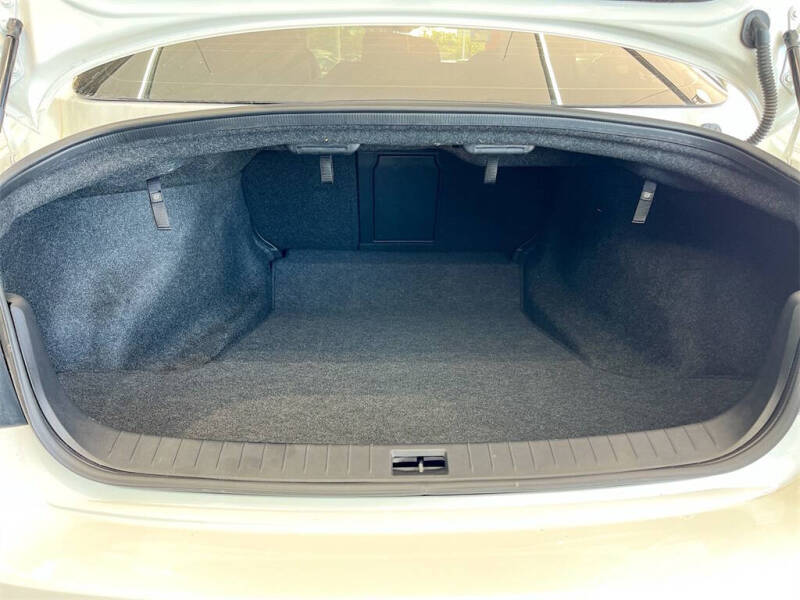 2024 Infiniti Q50 Luxe