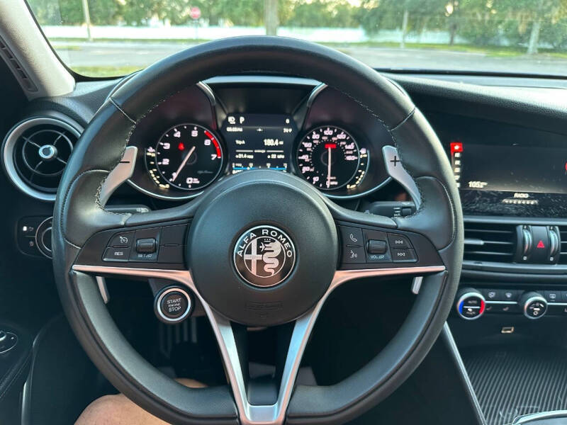 2017 Alfa Romeo Giulia Ti