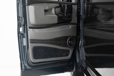 2017 Chevrolet Express 2500