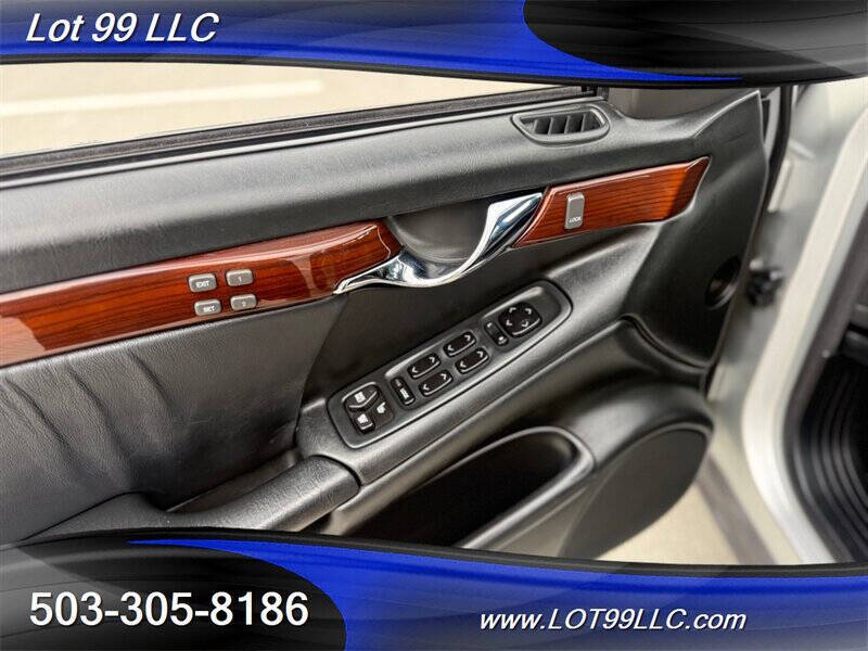 2001 Cadillac DeVille DHS