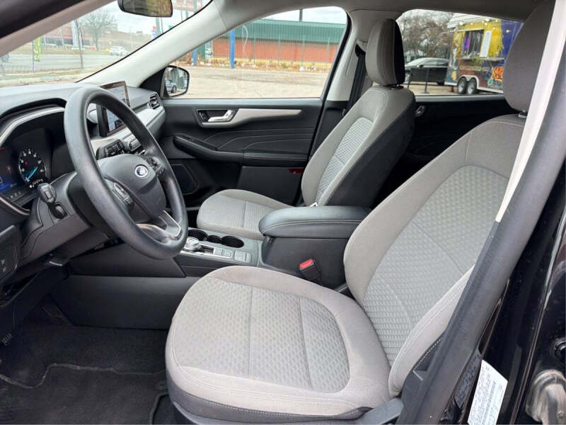 2021 Ford Escape Hybrid SE