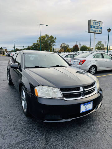 2011 Dodge Avenger Lux