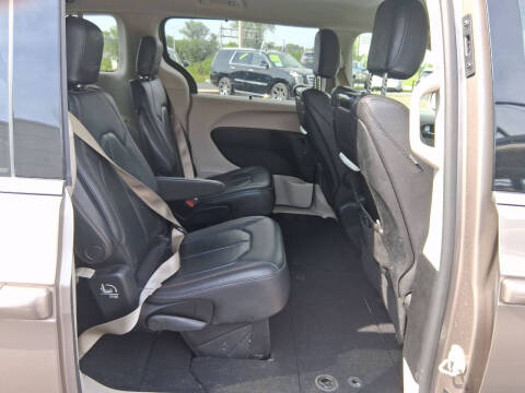 2018 Chrysler Pacifica Touring L Plus