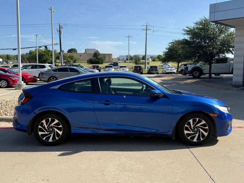 2016 Honda Civic LX-P
