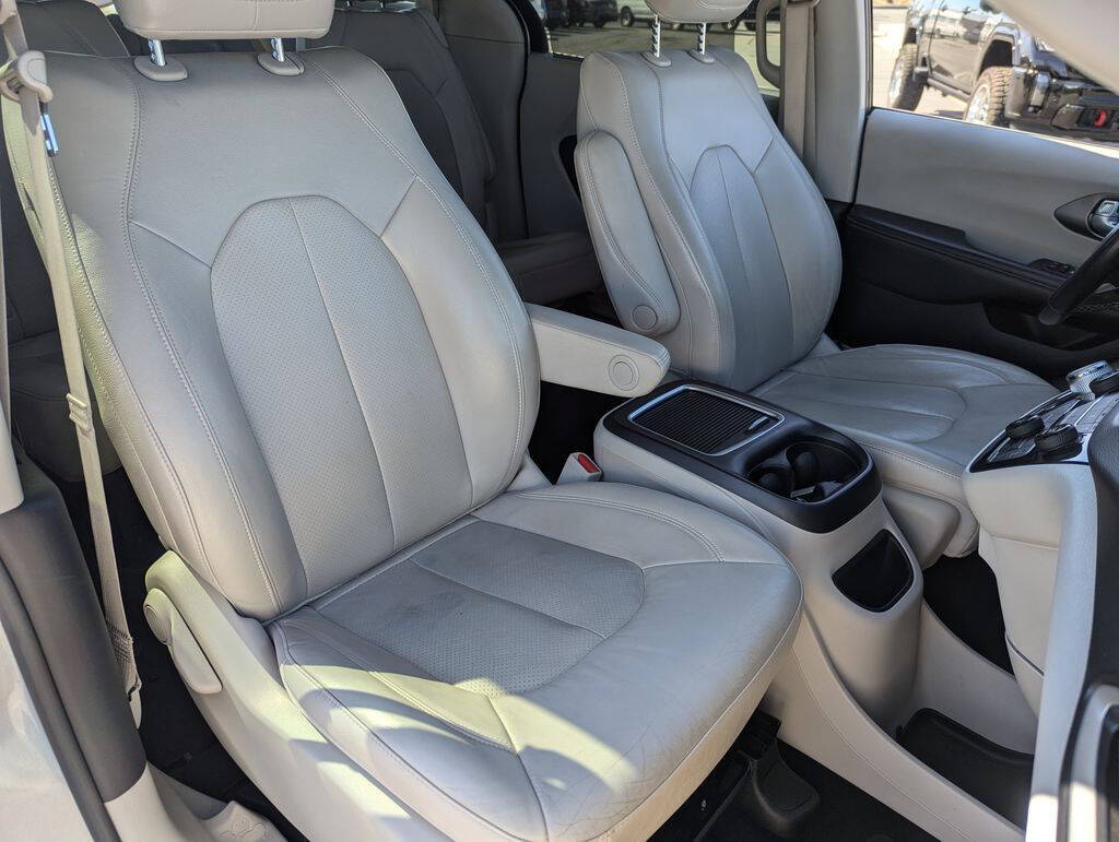 2021 Chrysler Pacifica for sale at Axio Auto Boise in Boise, ID