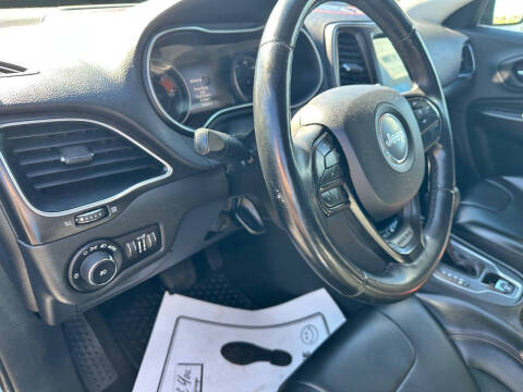 2019 Jeep Cherokee Trailhawk