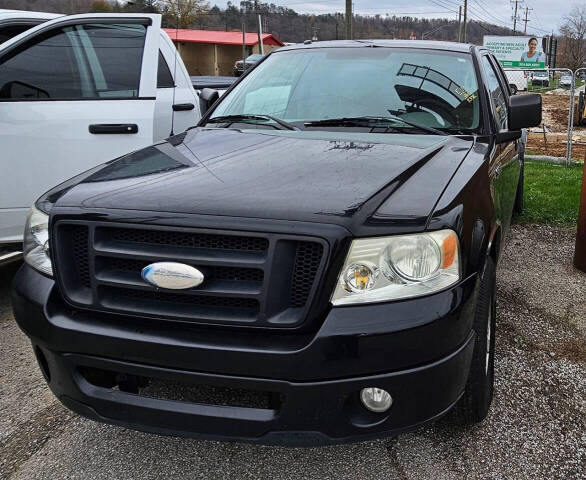 2006 Ford F-150 for sale at Art's Used Cars in Winfield, WV