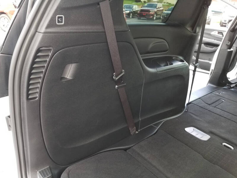 2025 Chrysler Voyager LX