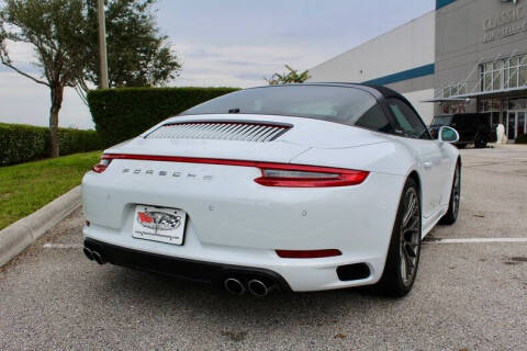 2018 Porsche 911