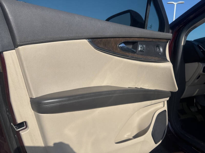 2020 Lincoln Nautilus Reserve