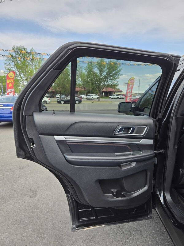 2017 Ford Explorer Sport