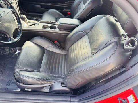 2003 Ford Thunderbird