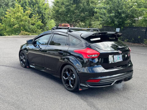 2018 Ford Focus ST