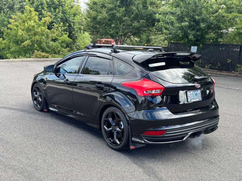 2018 Ford Focus ST
