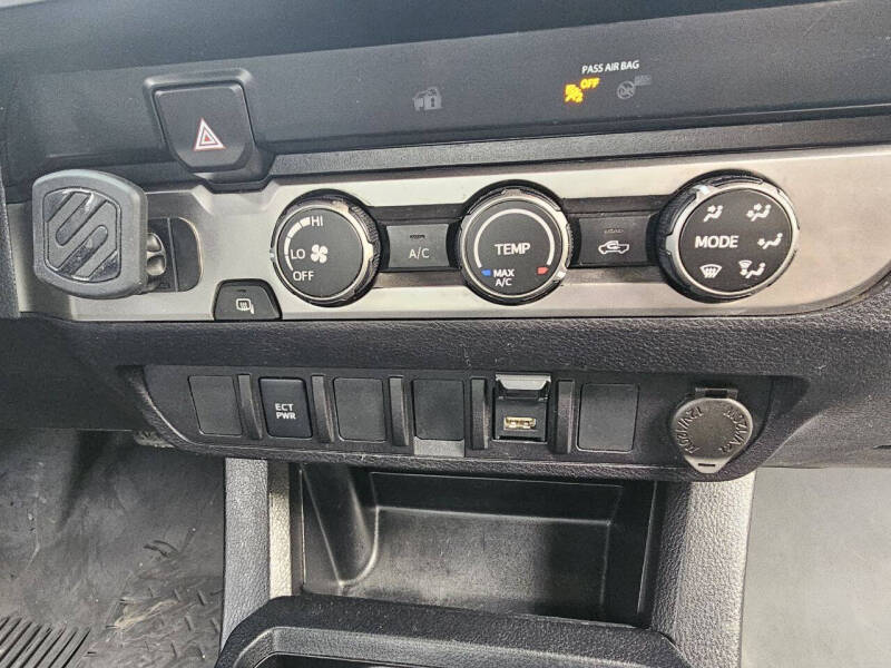 2020 Toyota Tacoma SR