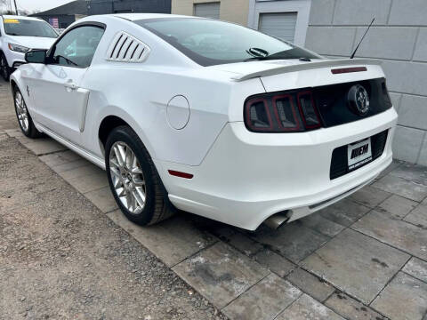 2013 Ford Mustang V6 Premium