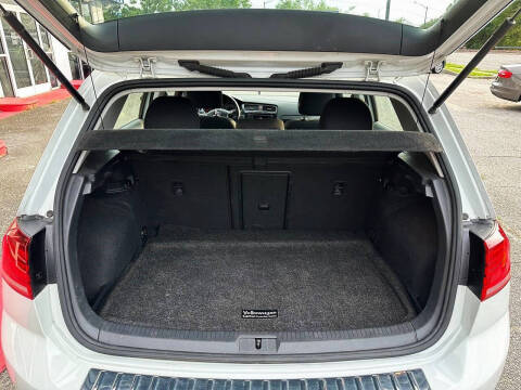 2019 Volkswagen Golf S