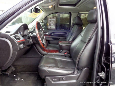 2012 Cadillac Escalade Luxury